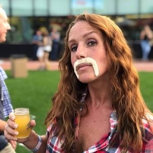 Meet your Posher, Faith